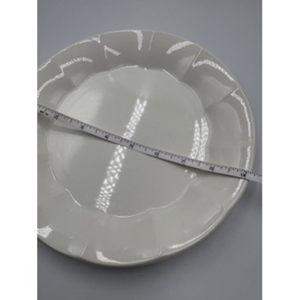 LAUREN RALPH LAUREN Salad Plates 8.5" White Boxwood Fluted Scalloped Set of 2‎ - Picture 3 of 4